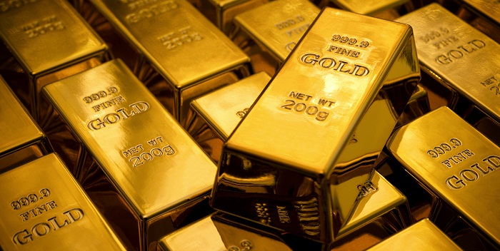 Gold prices rise slightly on steady dollar